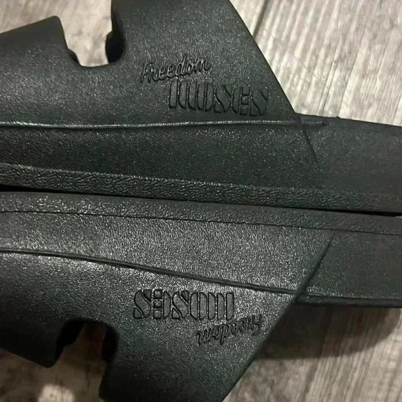 Freedom Moses Kids Toddler Sz 26/27 Black Adjustable Double Buckle Slide Sandals - Picture 5 of 9